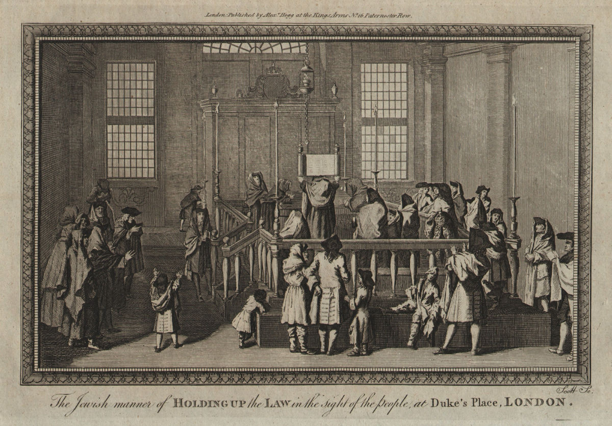 Lifting sefer Torah scroll, Duke's Place Great Synagogue, London. Hagbah 1784