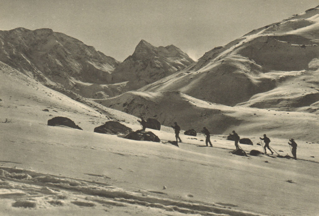 CHILE. Valle Morales con el cerro Morado al fondo. Morales valley. Skiing 1932