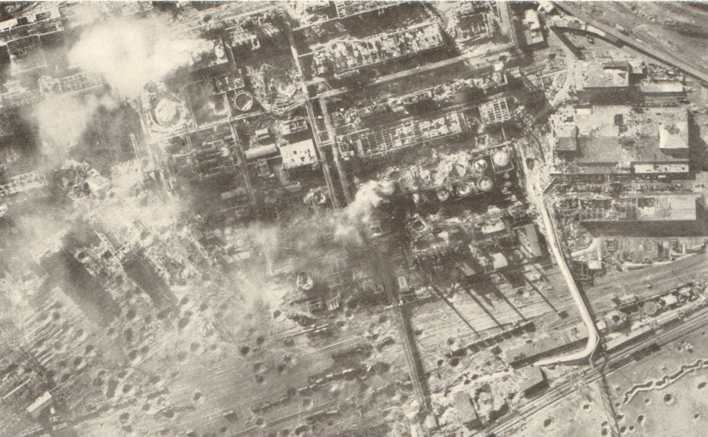 Bohlen oil plant after RAF Bomber Command's attack 21/22 March 1945. WW2 1954