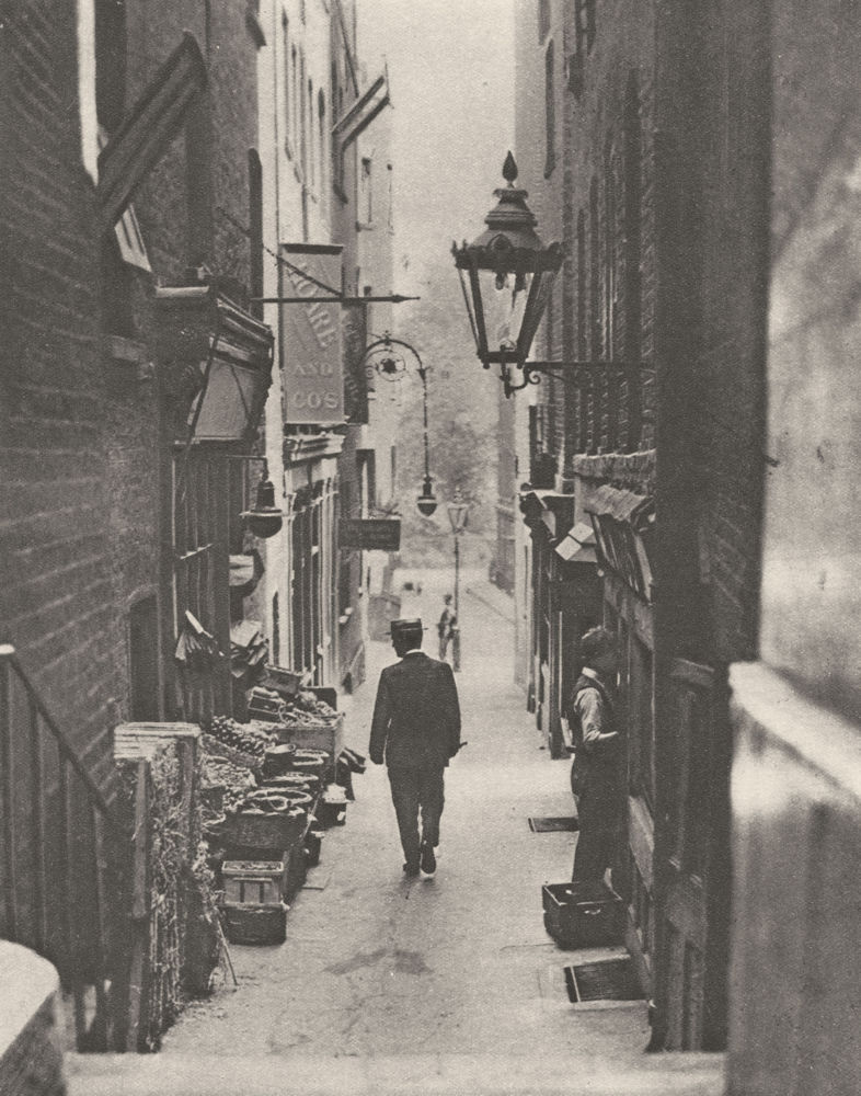 Associate Product LONDON. George Court, Alleyway to the Adelphi from the Strand 1926 old print
