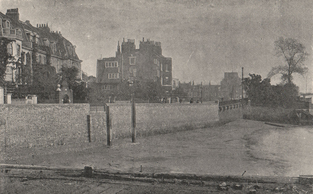 Associate Product CHELSEA. Lindsey Row, Bellevue House, and Cheyne Walk, looking east. SMALL 1900
