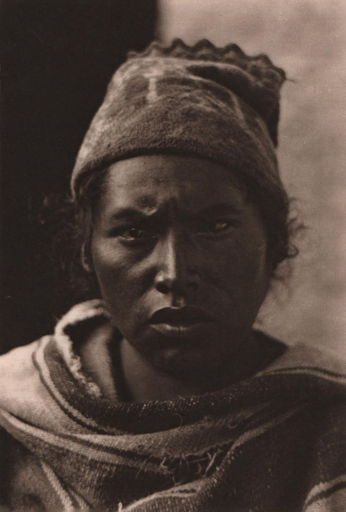 Khechua Indian of Ayata in the Province of Muñecas. Bolivia 1928 old print