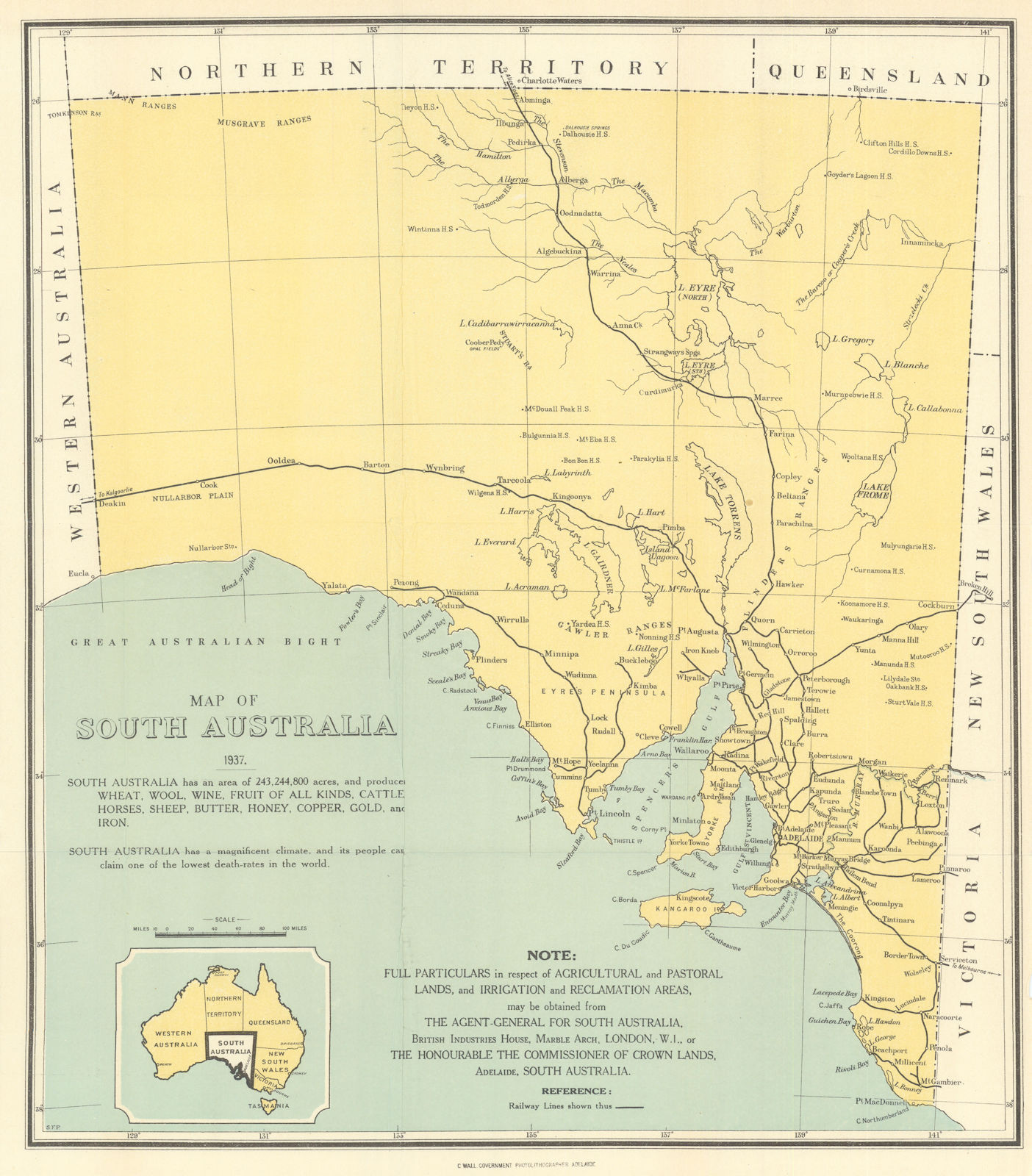 Map of South Australia by C. Wall, Government Photolithographer 1938 old