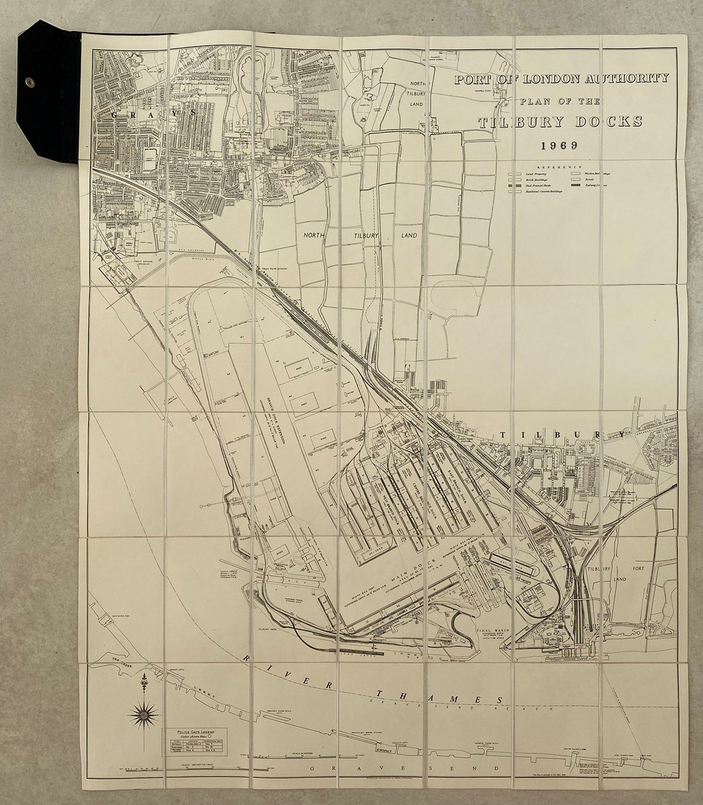 Associate Product Port of London Authority plan of the Tilbury Docks 92x75cm 1969 old map